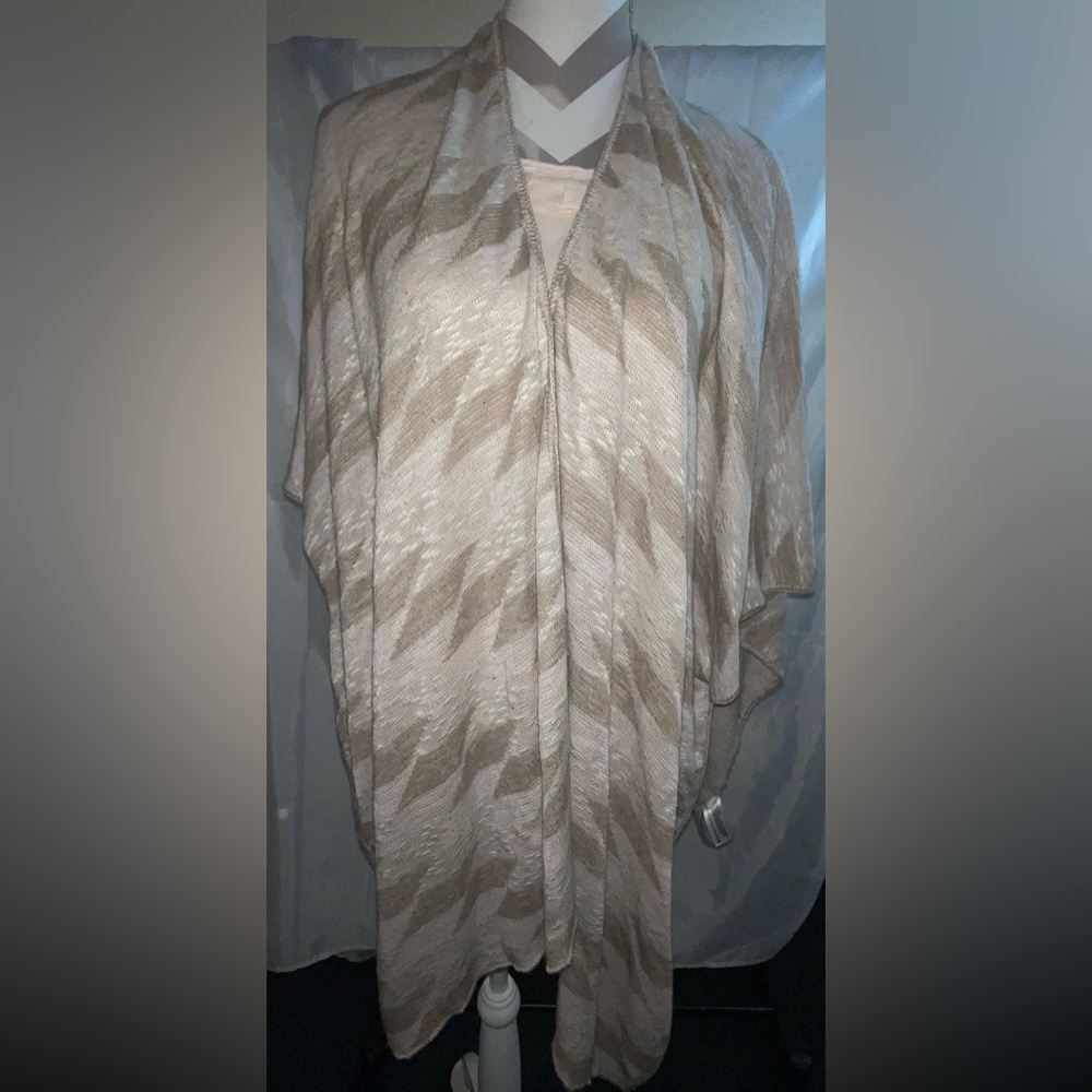 Women’s shrug